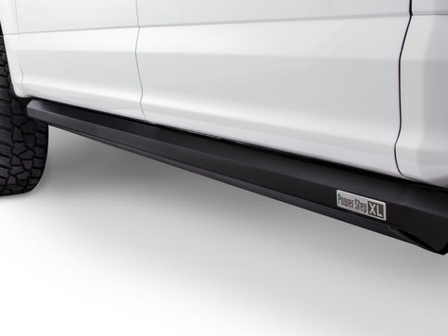AMP RESEARCH PowerStepXL Running Boards (2022 Silverado & Sierra 1500) - Click Image to Close