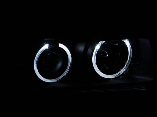 ANZO Projector Halo Headlights, Black Housing (1992-1998 BMW E36)