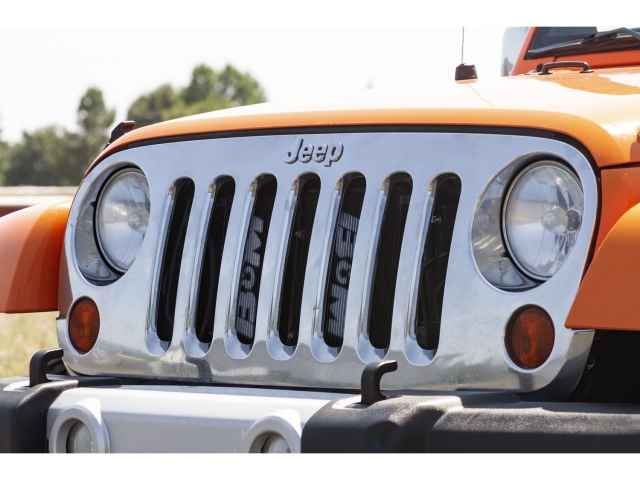 B&M Transmission Oil Cooler (2007-2018 Wrangler JK & JKU) - Click Image to Close