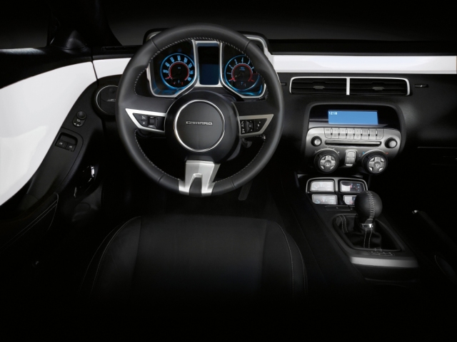 GM Interior Trim Kit, White (2010-2012 Camaro)