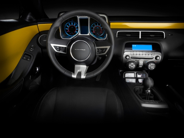 GM Interior Trim Kit, Rally Yellow (2010-2012 Camaro) - Click Image to Close