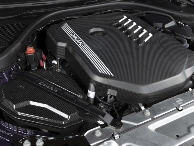 DINAN Carbon Fiber Engine Cover, Matte (2020-2023 BMW B58 3.0L)