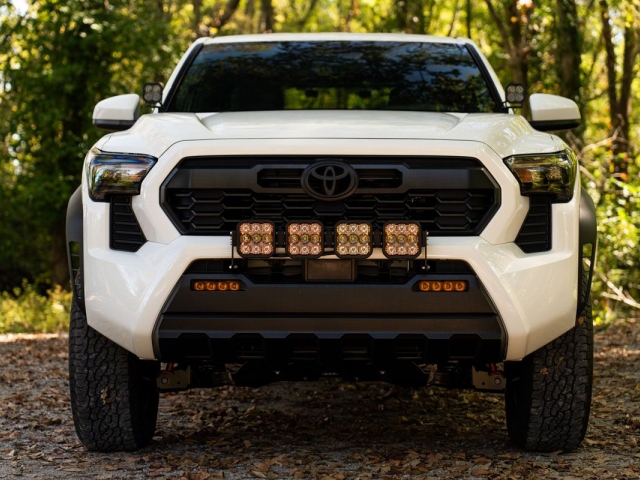 DIODE DYNAMICS STAGE SERIES Grille CrossLink Lightbar Kit (2024 Toyota Tacoma)