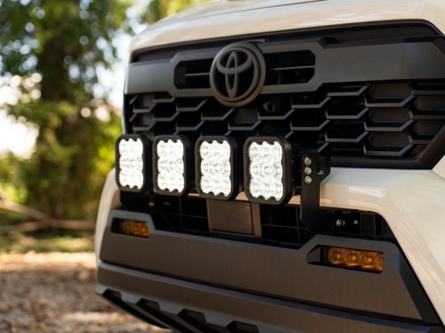 DIODE DYNAMICS STAGE SERIES Grille CrossLink Lightbar Kit [SPORT | COOL WHITE] (2024 Toyota Tacoma)