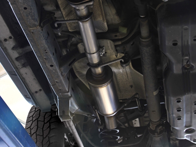 FLOWMASTER FLOWFX EXTREME Cat-Back Exhaust, 3" (2007-2014 FJ Cruiser 4.0L V6) - Click Image to Close