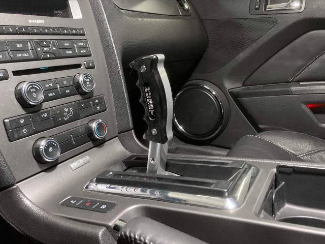 HURST BILLET/PLUS PISTOL-GRIP Shifter Handle (2010-2012 Ford Mustang) - Click Image to Close
