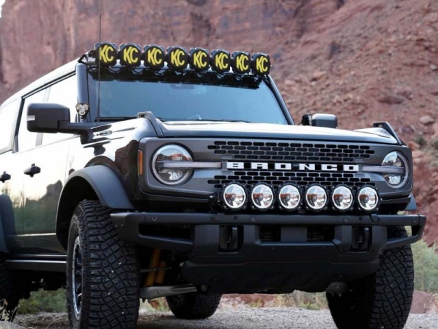 KC GRAVITY LED PRO6 39" Light Bar Kit, Front Bumper (2021-2023 Ford Bronco)