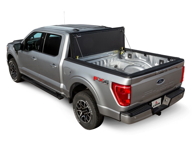 LEER HF350M Folding Tonneau Cover [67.1 INCHES] (2004-2024 Ford F-150) - Click Image to Close