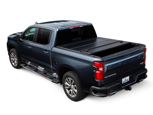 LEER HF650M Folding Tonneau Cover [67.1 INCHES] (2015-2024 Ford F-150)