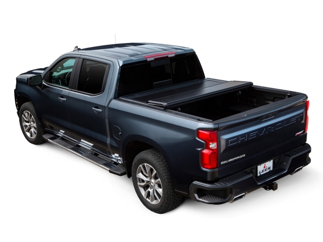 LEER HF650M Folding Tonneau Cover [67.1 INCHES] (2015-2024 Ford F-150)