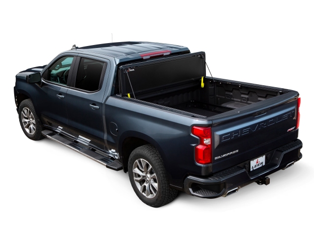 LEER HF650M Folding Tonneau Cover [67.1 INCHES] (2015-2024 Ford F-150)