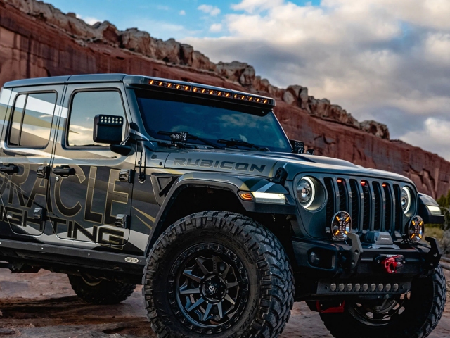 ORACLE Integrated Windshield Roof LED Light Bar System (Jeep Wrangler JL & JLU & Gladiator JT)