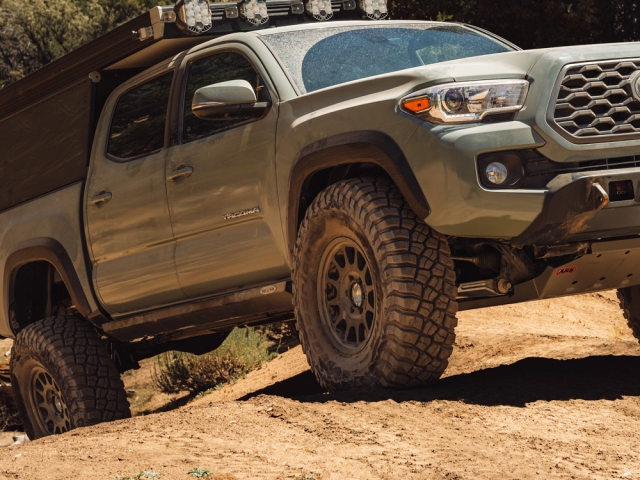 ROCK SLIDE Rock Sliders (2005-2023 Toyota Tacoma)