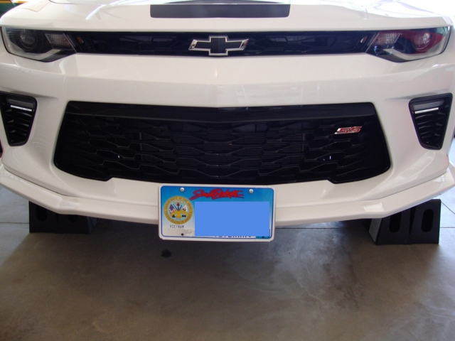 STO N SHO Detachable Front License Plate Bracket (2017-2019 Camaro SS 50th Anniversary Edition & 1LE) - Click Image to Close