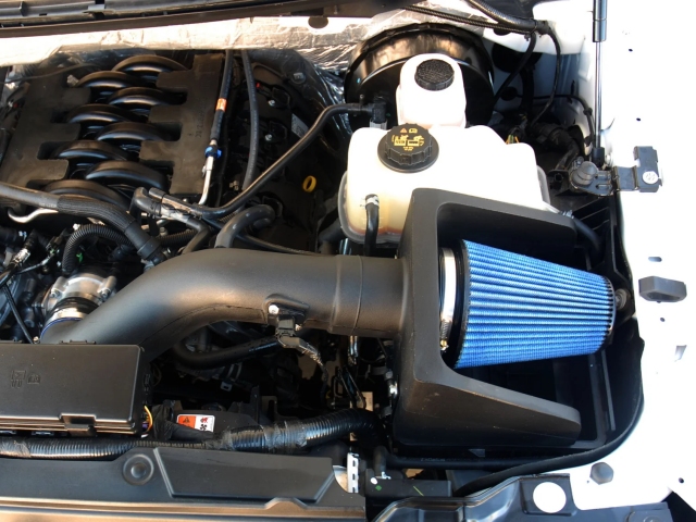 Volant Open Element Air Intake w/ MaxFlow 5 Oiled Filter (2011-2014 Ford F-150 5.0L COYOTE) - Click Image to Close